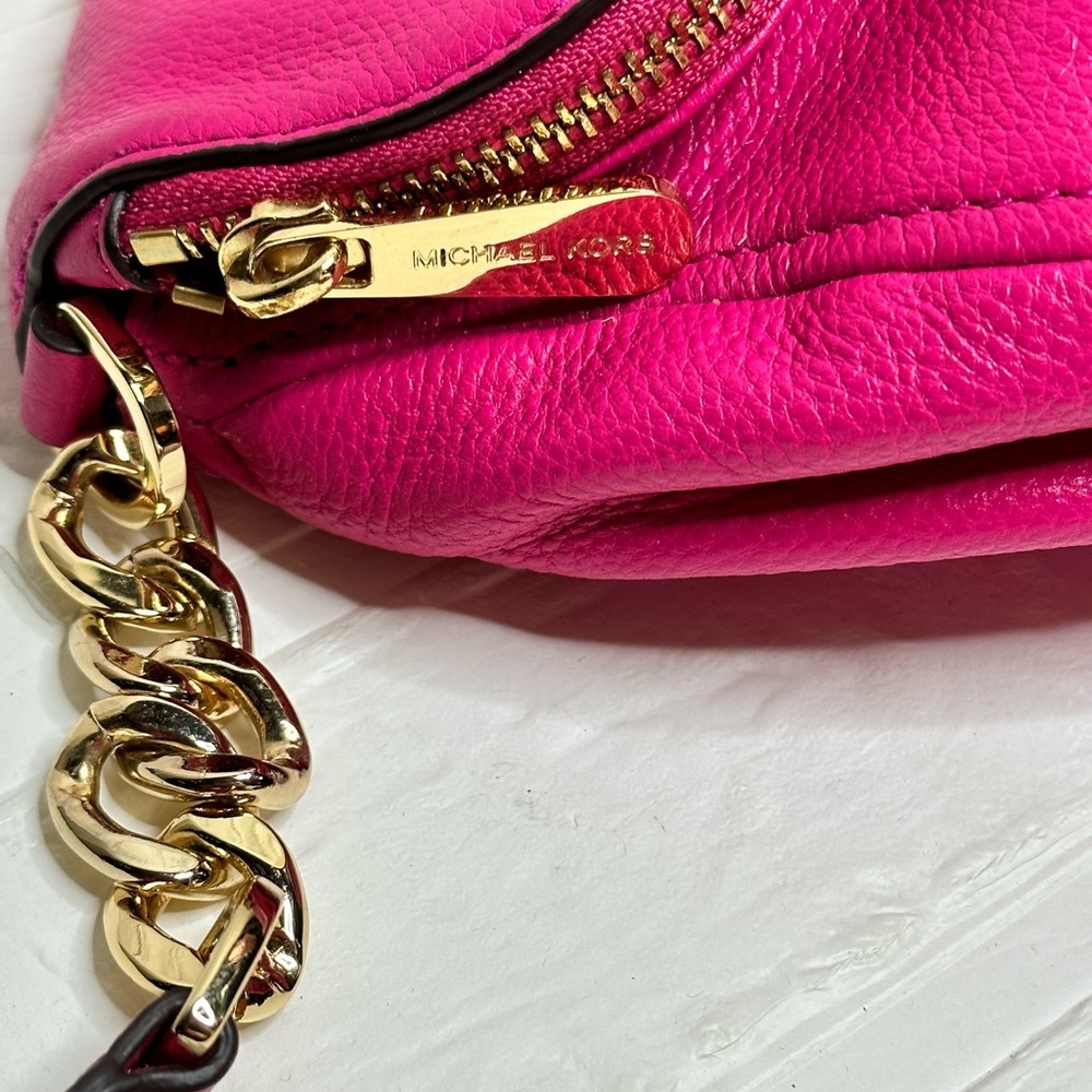 Michael Kors Pink Leather Crossbody Bag - Picture 3 of 6